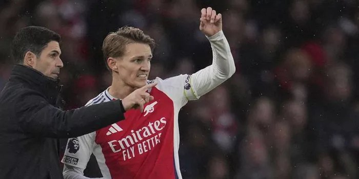 Mikel Arteta Ungkap Alasan Tarik Keluar Odegaard dan Rice