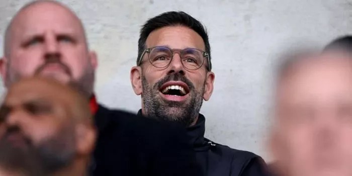 Van Nistelrooy Pastikan Liverpool Sebagai Calon Juara Liga Inggris!