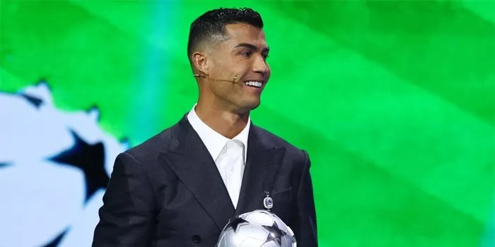 Ronaldo Berikan Prediksi Pemenang UCL Musim Ini!