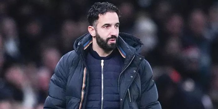 Ruben Amorim Ubah Taktik di Manchester United, Skema Tiga Bek!