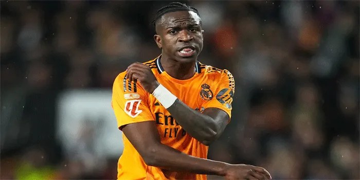 Vinicius Junior Minta Maaf Atas Kartu Merah Saat Real Madrid Menang