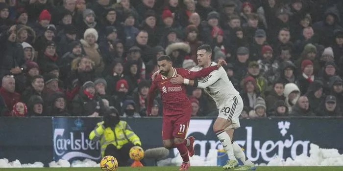 Mohamed Salah Seimbangkan Gol Thierry Henry di Anfield!