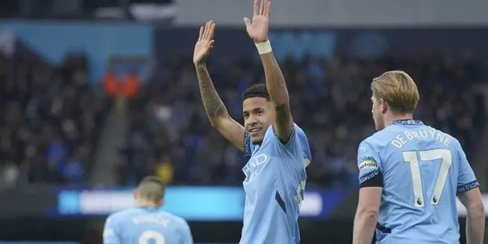 Manchester City Hancurkan West Ham 4-1 Berkat Savinho dan Haaland