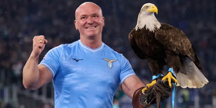Pemecatan Pawang Elang Lazio: Kontroversi Postingan yang Tak Terduga
