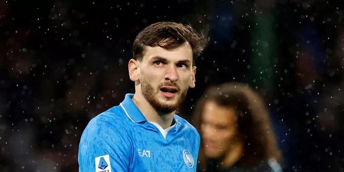 Kvaratskhelia Sangat Dekat dengan Kesepakatan ke PSG