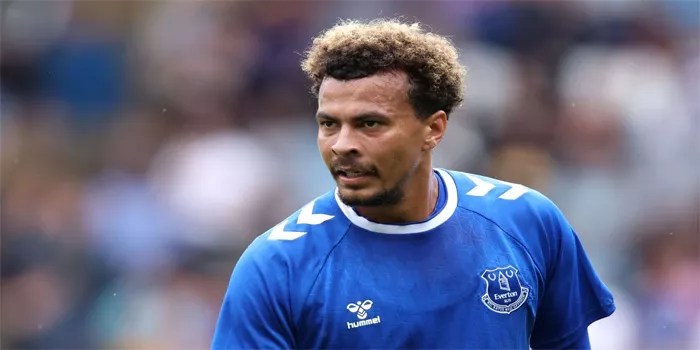 Mantan Gelandang Inggris Dele Alli Menandatangani Kontrak 18 Bulan di Como