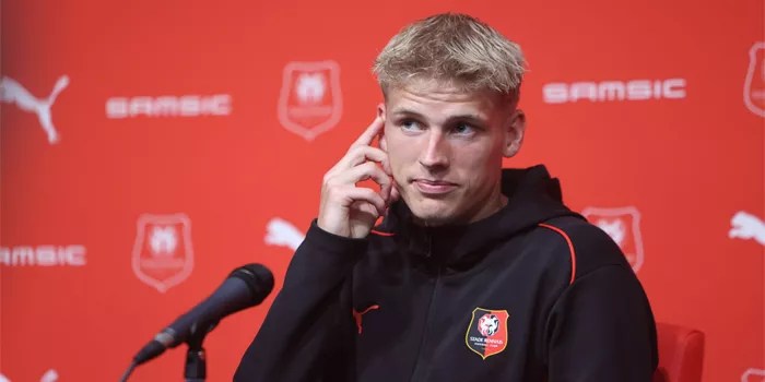 Southampton Tampak Amankan Albert Gronbaek yang Tak Terpakai di Stade Rennes