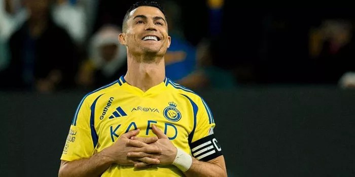 Francis Ngannou Yakin Cristiano Ronaldo Bisa Jadi Petarung UFC