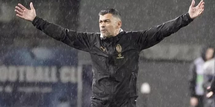 Sergio Conceicao Melawan Kritik: 13 Gelar Sebelum AC Milan!