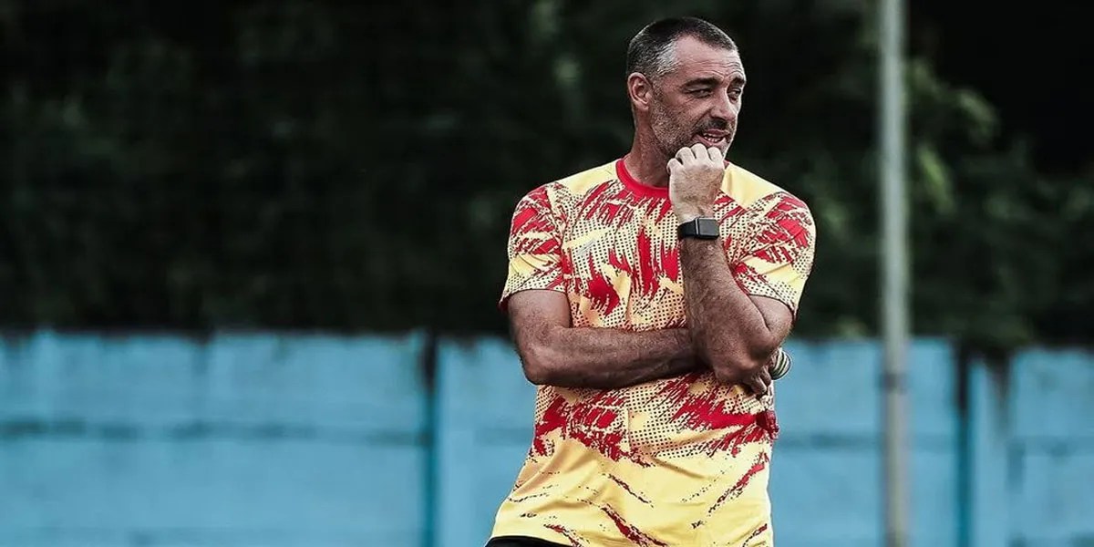 Pelatih Arema FC Sudah Terbiasa Disebut Mirip Eks Kapten Chelsea?