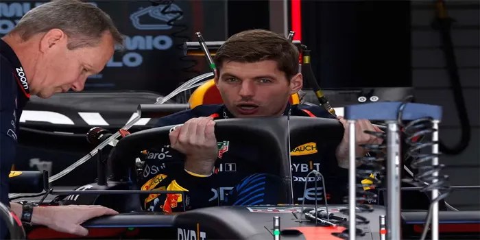 Damon Hill - Mengkritik Gaya Balapan Max Verstappen yang Kontroversial