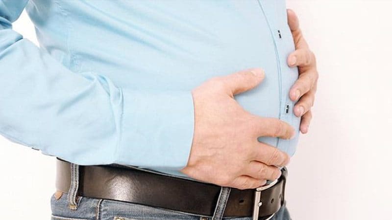 كيف تتجنب انتفاخ البطن بعد تناول السكريات؟