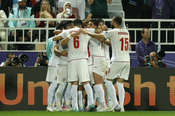 إيران تهزم سوريا بركلات الترجيح وتبلغ ربع نهائي كأس آسيا “صور” إيران تهزم سوريا بركلات الترجيح وتبلغ ربع نهائي كأس آسيا “صور”