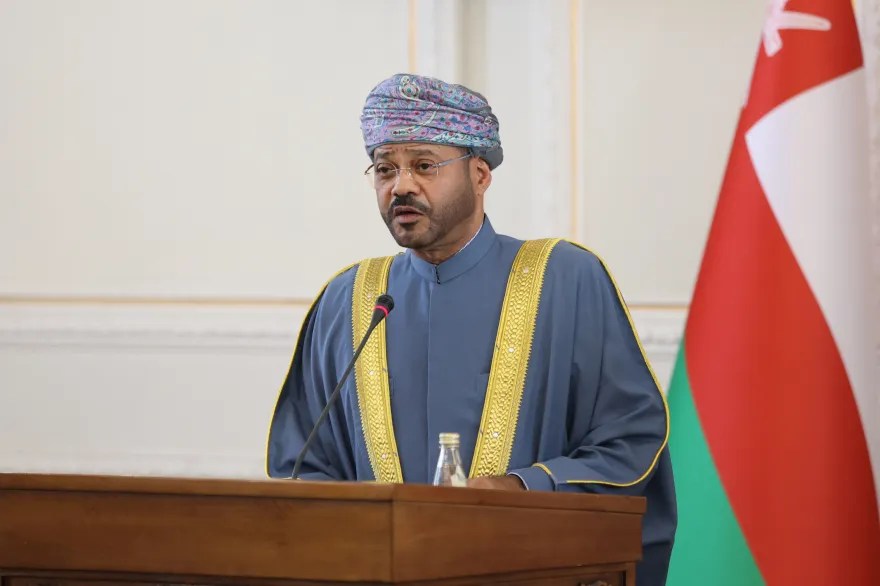 وزير خارجية عُمان: شعوب الدول العربية والإسلامية تستحق العيش في أمن وسلام