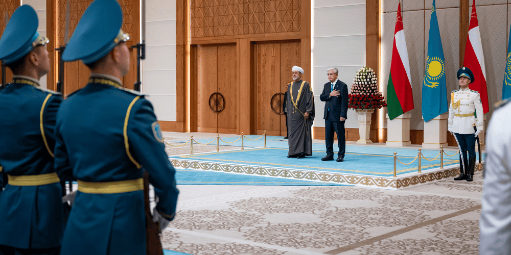 عُمان وكازاخستان توقعان اتفاقيات ومذكرات تفاهم لتعزيز الشراكة عُمان وكازاخستان توقعان اتفاقيات ومذكرات تفاهم لتعزيز الشراكة