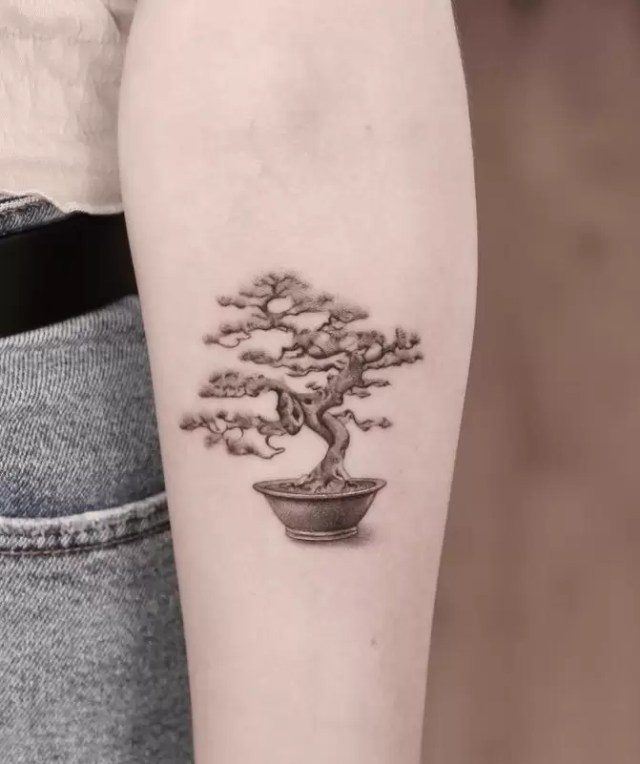 27 Beautiful Tree Tattoos - A Guide To Their Meanings 801_x_671_jpg
