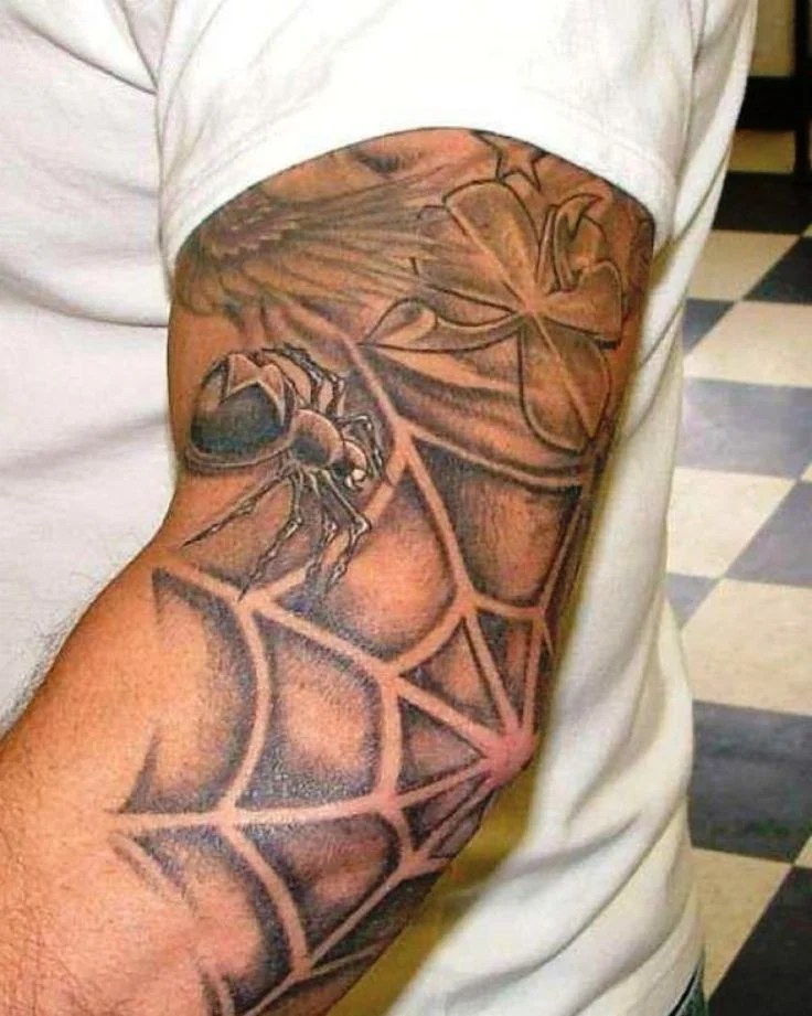 40+ Super Useful Spider Web Tattoos 921_x_736_jpg