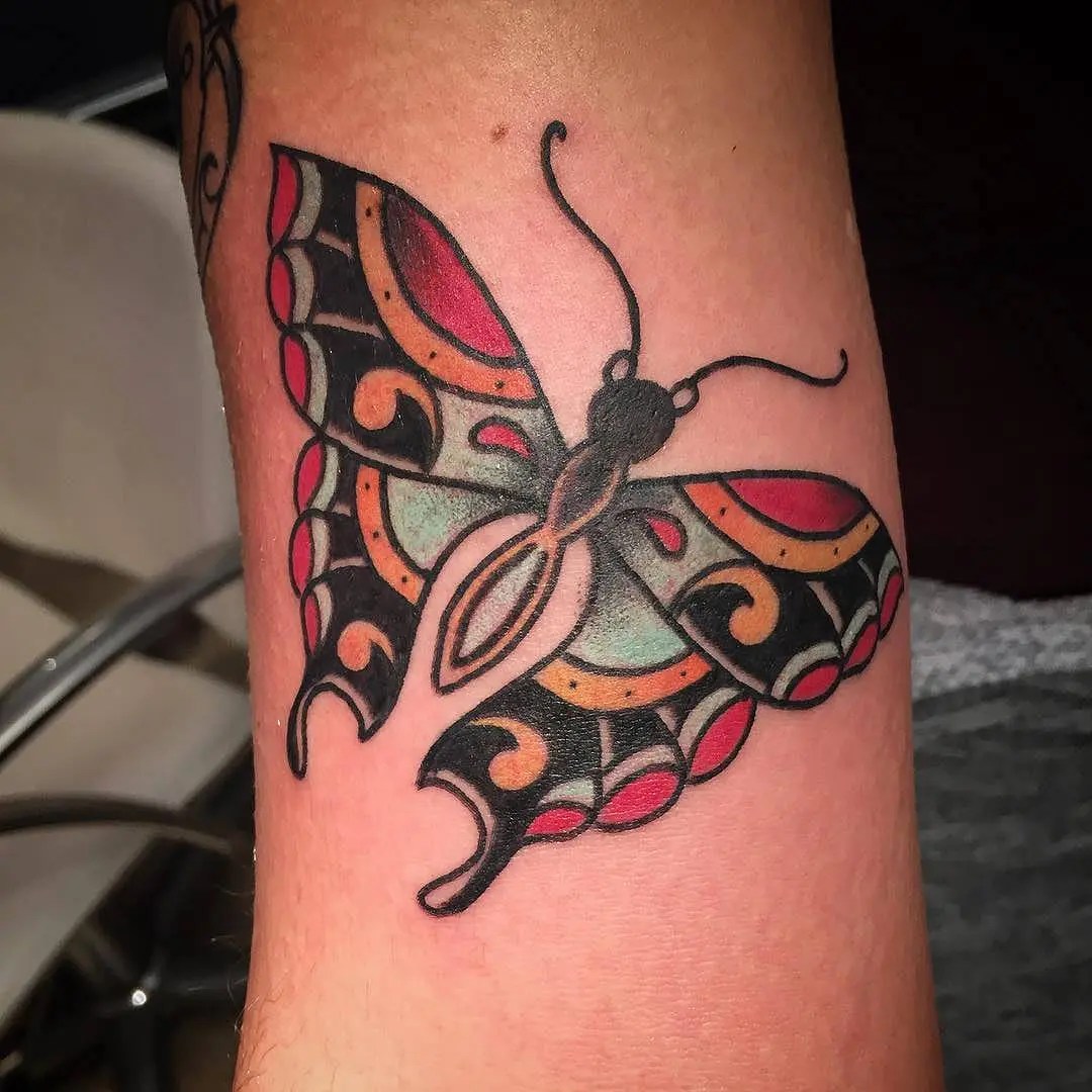 Tattoo-Farfalla-Old-School-By-@Joelathe – Tatuaggipiercing.it 1080_x_1080_jpg