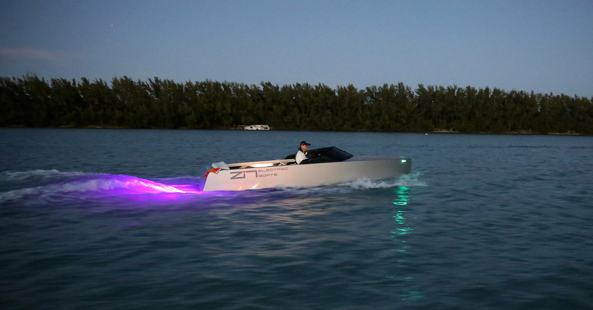 Blank space fairy tales 2017 winners. Zin Boats Reinvents The Electric Speedboat In A Bid To Become The Tesla Of The Sea Techcrunch