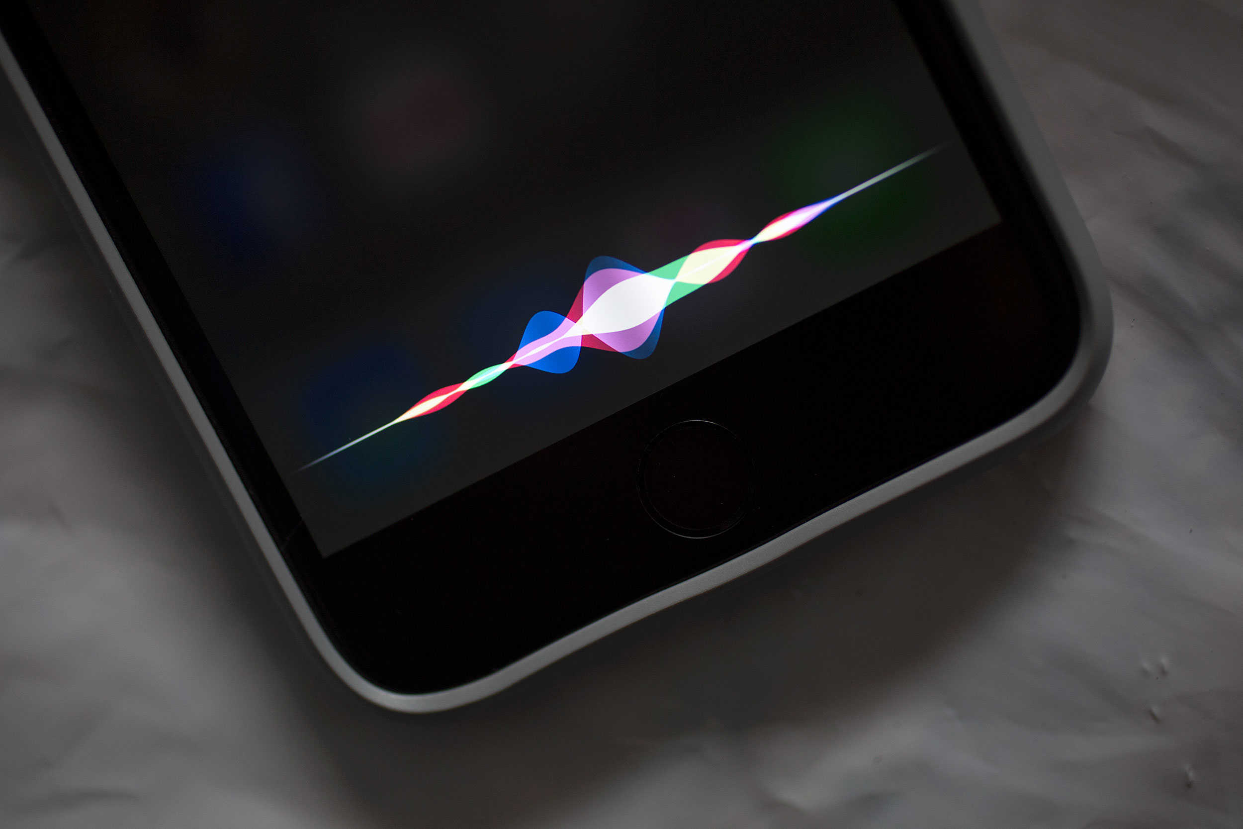 Apple introduces Siri for third-party devices