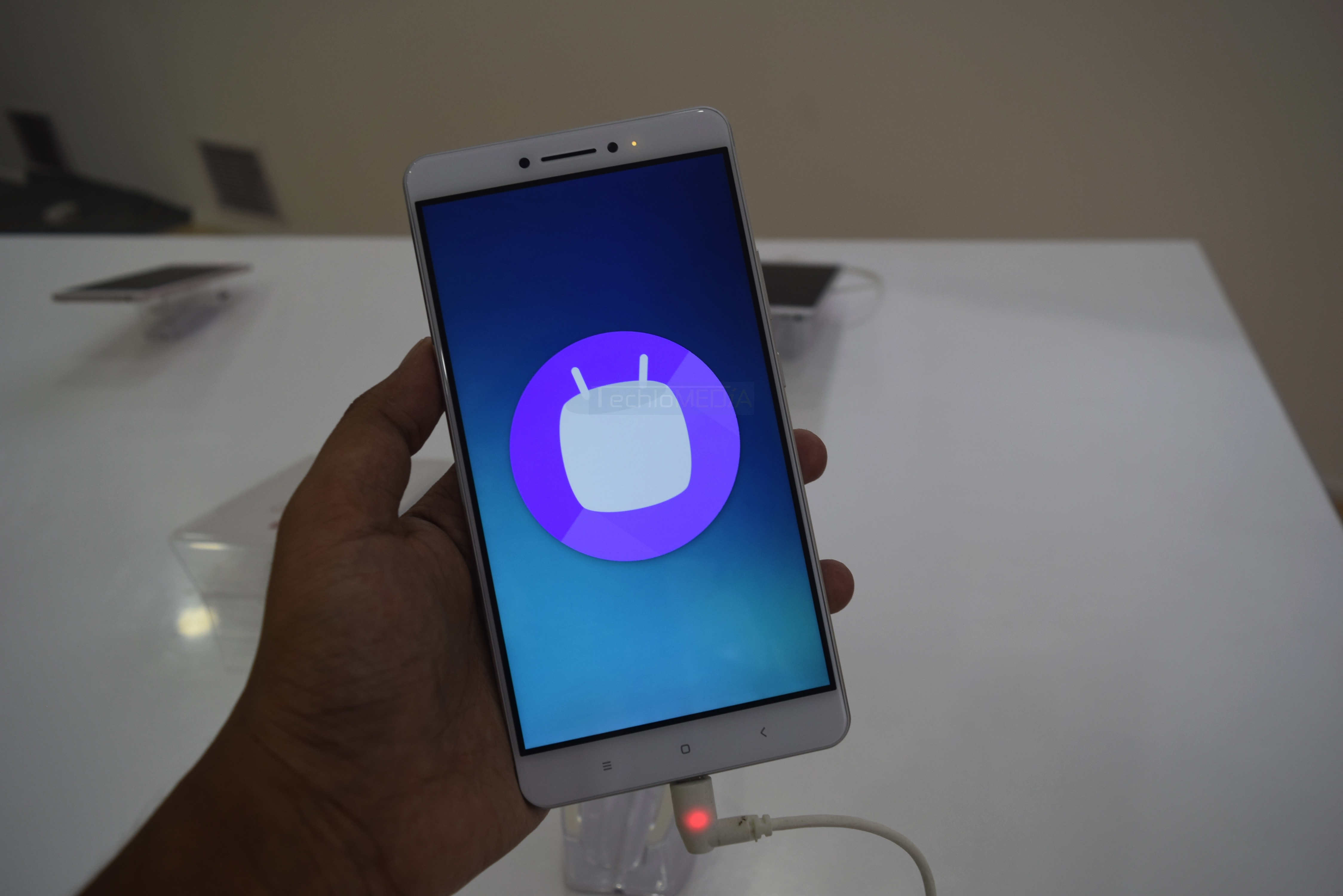 Xiaomi Mi Max with 6.44-inch Display, Snapdragon 650 Launched for Rs. 14999