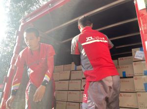 JD logistics hires full-time couriers as food delivery orders surge · TechNode