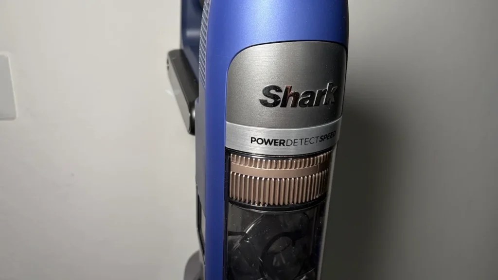 dettaglio Shark PowerDetect Speed Clean & Empty