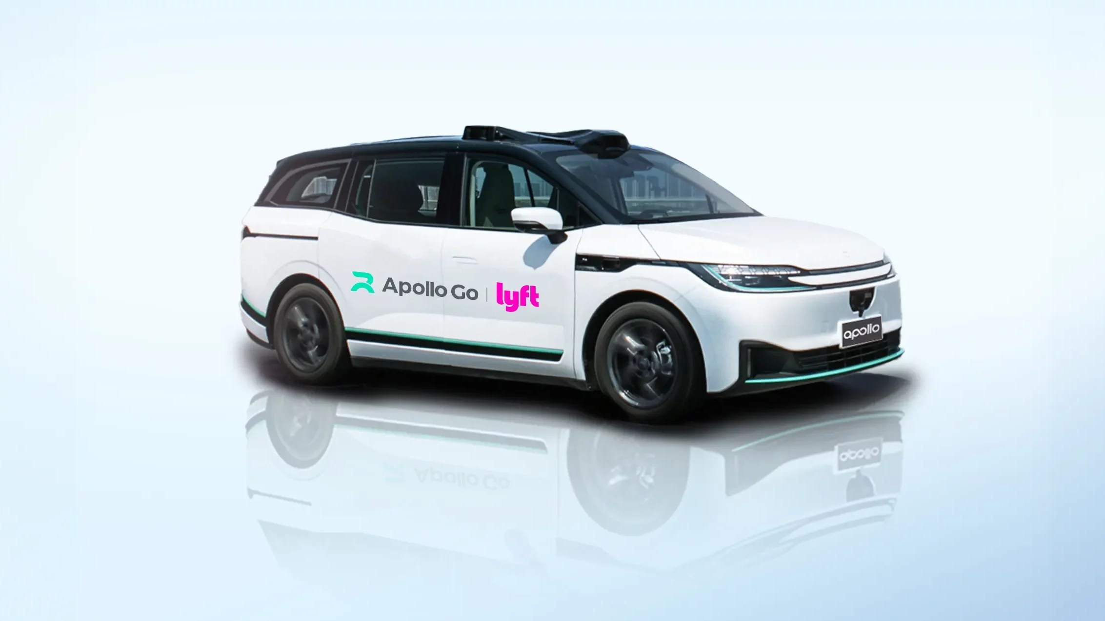 Taxiuri autonome Apollo Go RT6 în testare pe străzile Londrei, parte din proiectul Uber și Lyft susținut de legislația conducere autonomă. | sursa foto: TechRider