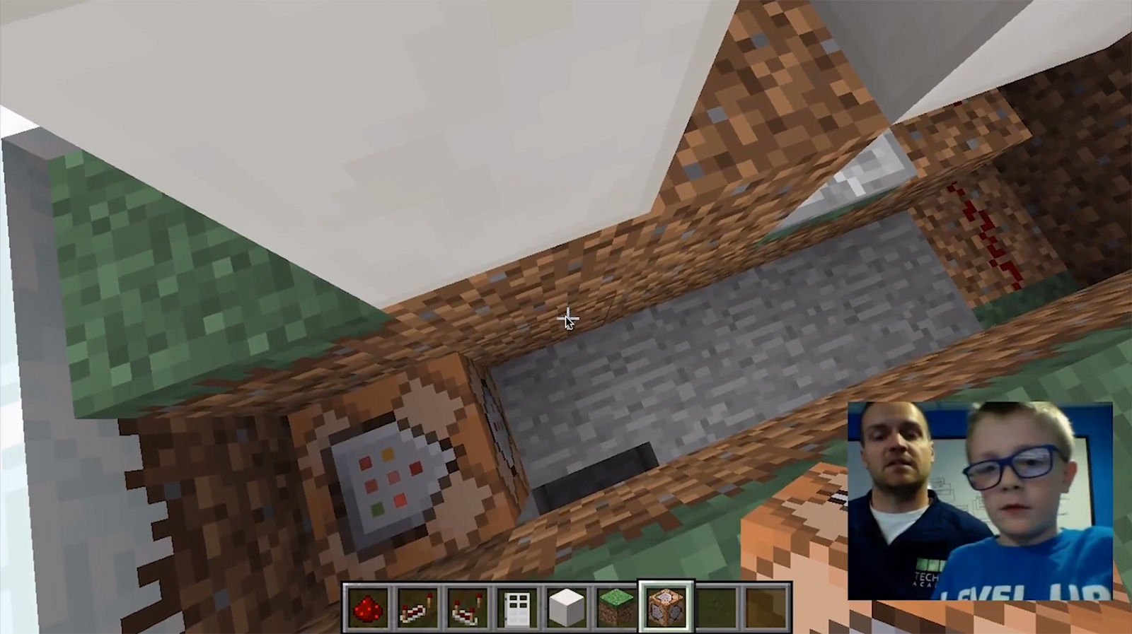 Use A Command Block To Create An Automatic Door In Minecraft Techwise Academy