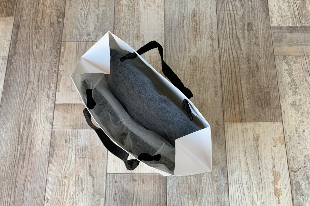 2つ折りで丁度入る感じです。