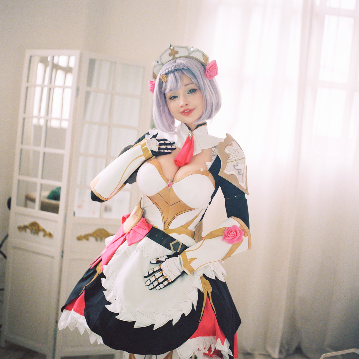 Hidori Rose Cosplay Noelle – Genshin Impact(4)