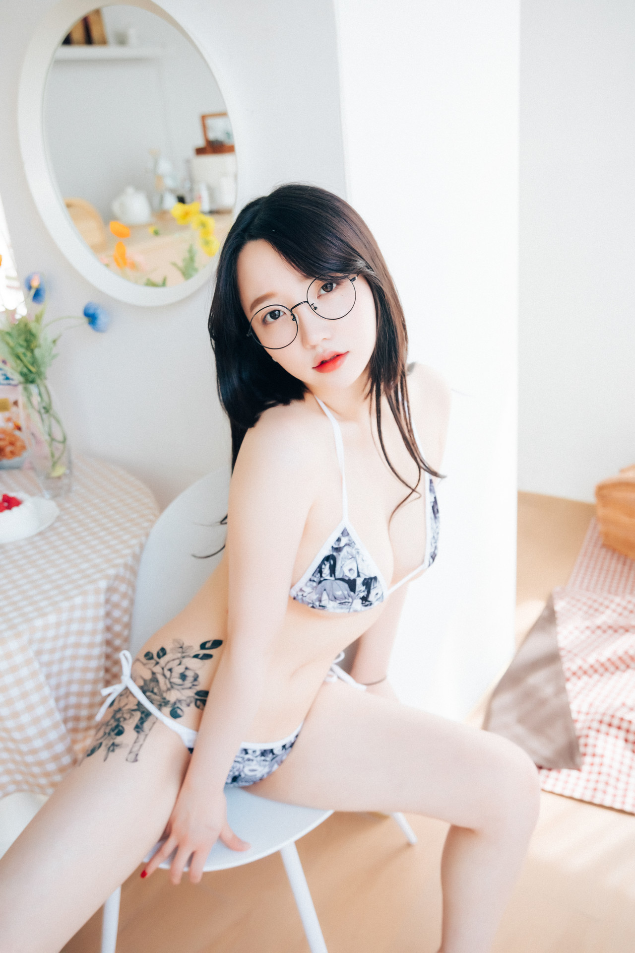 Son Yeeun 손예은, [Loozy] Nudy Painter + S.ver – Set.01(53)