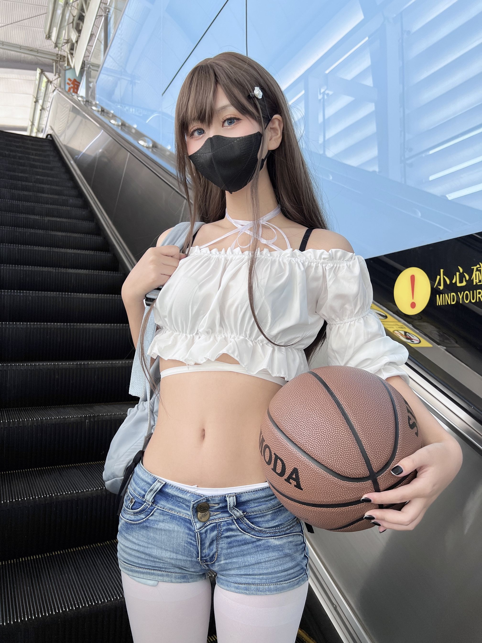 萌芽儿o0 - NO.18 邻家小恶魔 [47P1V-426MB](43)