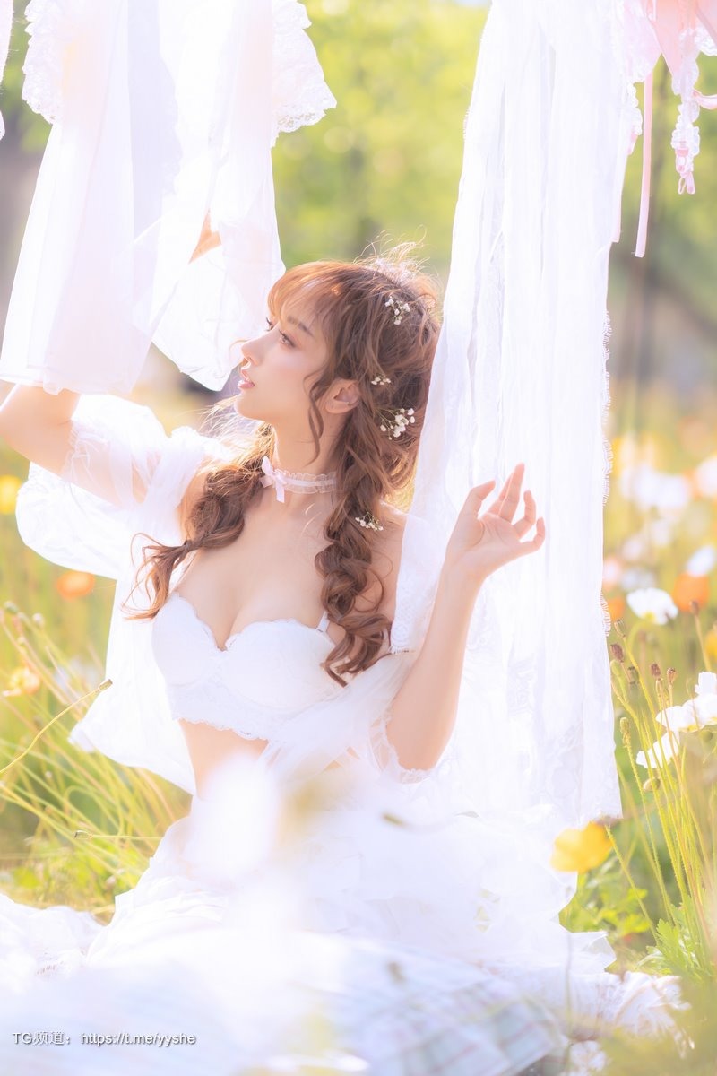 [Cos]过期米线线喵 NO – 晒衣服 [41P](19)