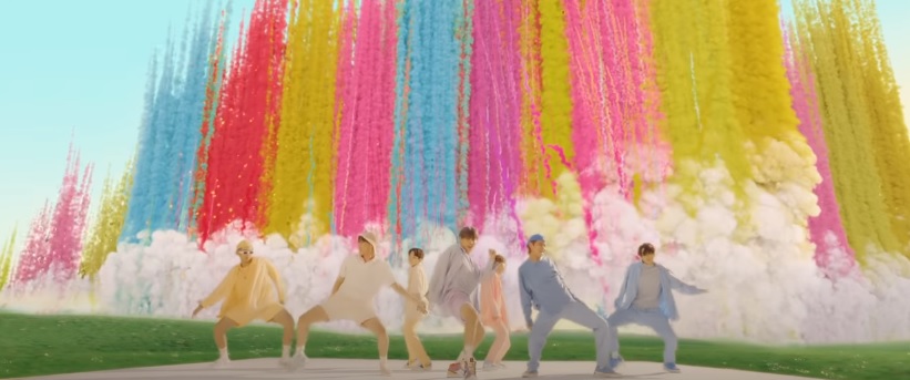 Bisakah kau menjadi kekasihku sampai akhir? Lirik Lagu BTS - Dynamite Beserta Terjemahannya