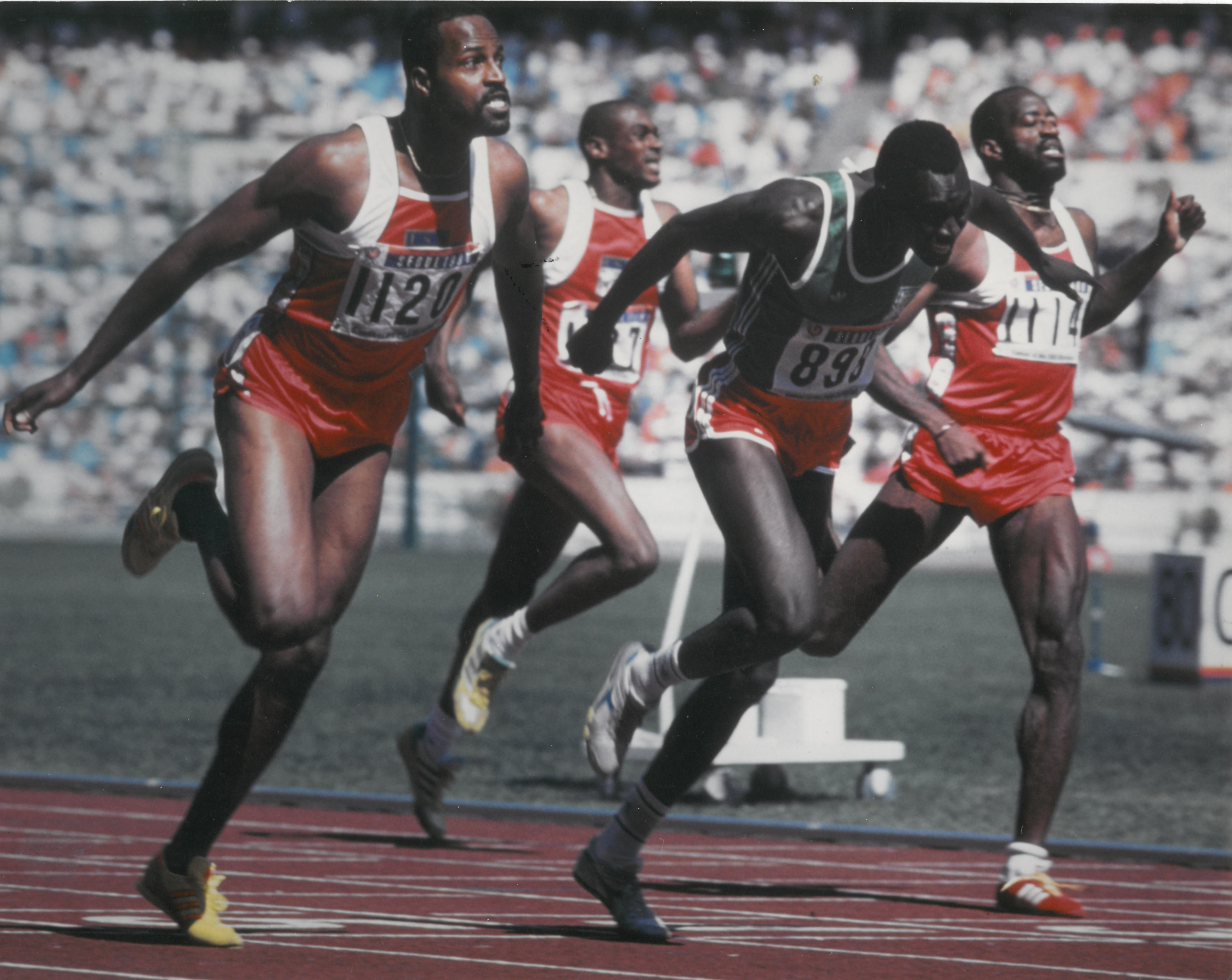 1988 Olympics Men's Finals 400m Hurdles - crossing the finish line