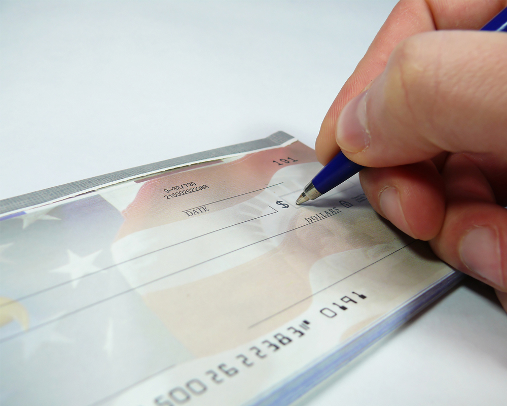 Real Estate Administrative Assistant Salary How Much Should You Be