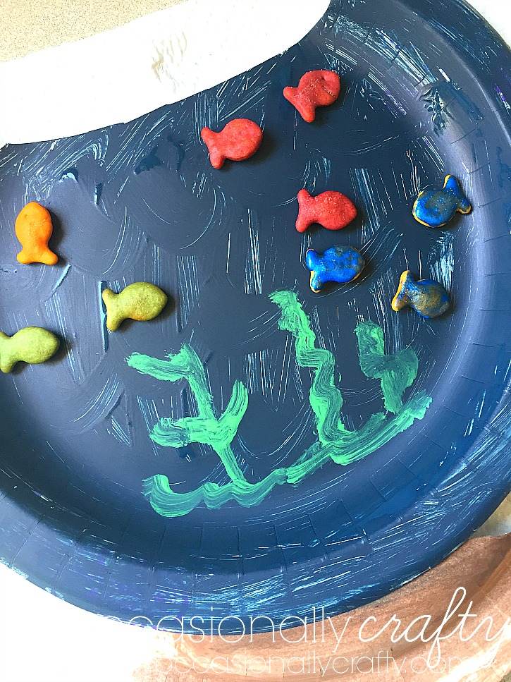 As restrictions in the united states begin to ease up, case numbers have started to increase. Dr. Seuss Kids' Craft: One Fish, Two Fish, Red Fish, Blue Fish - The Crafting Chicks