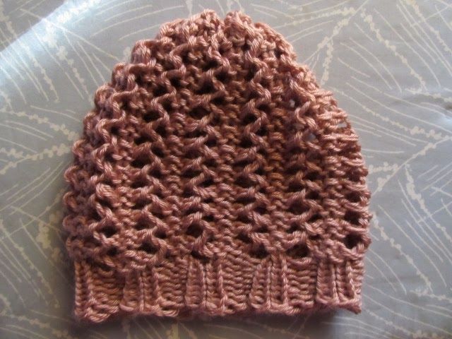Leaf top hat loom knitting pattern 12 Loom Knitting Hat Patterns The Funky Stitch