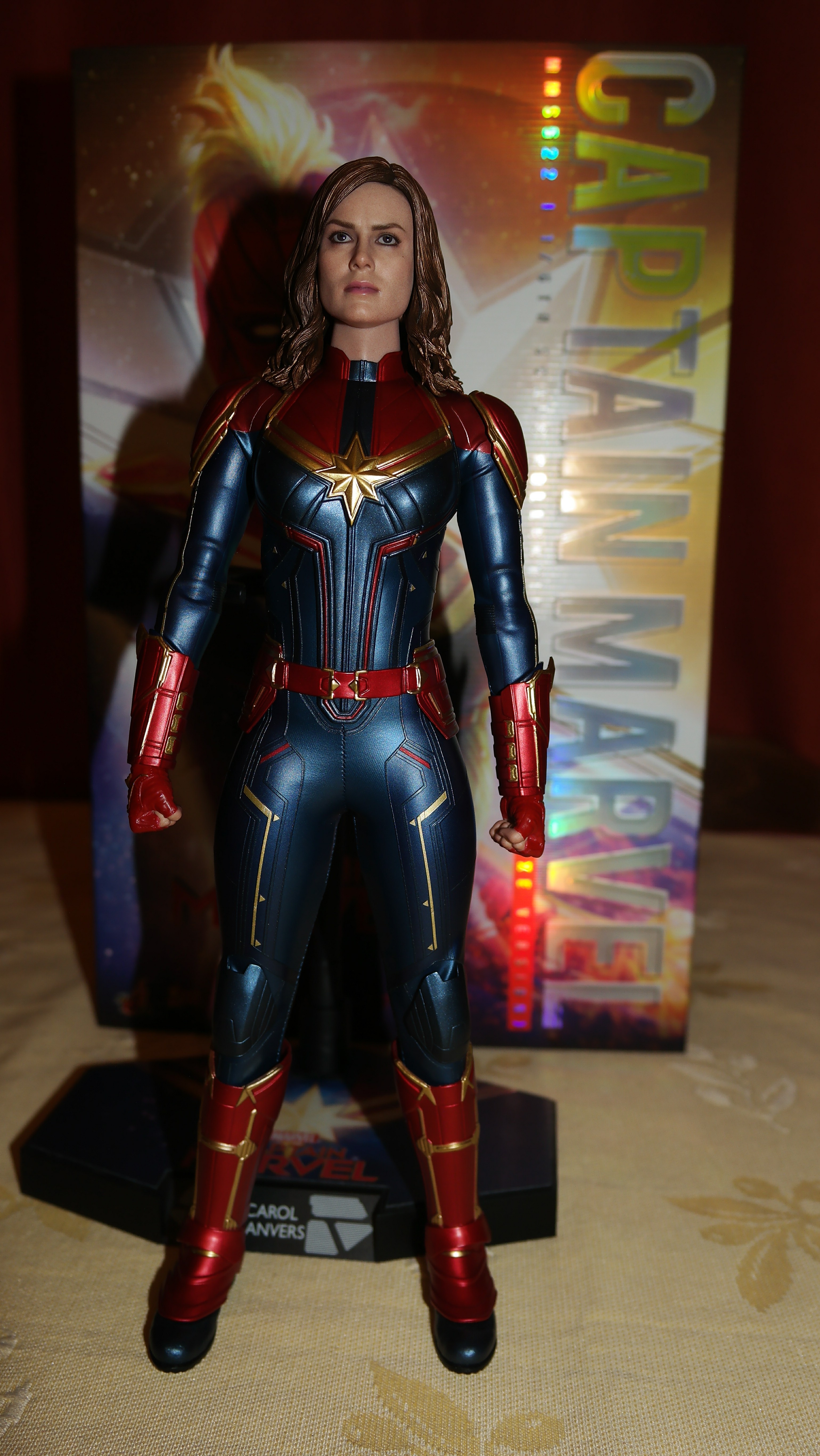captain marvel hottoy