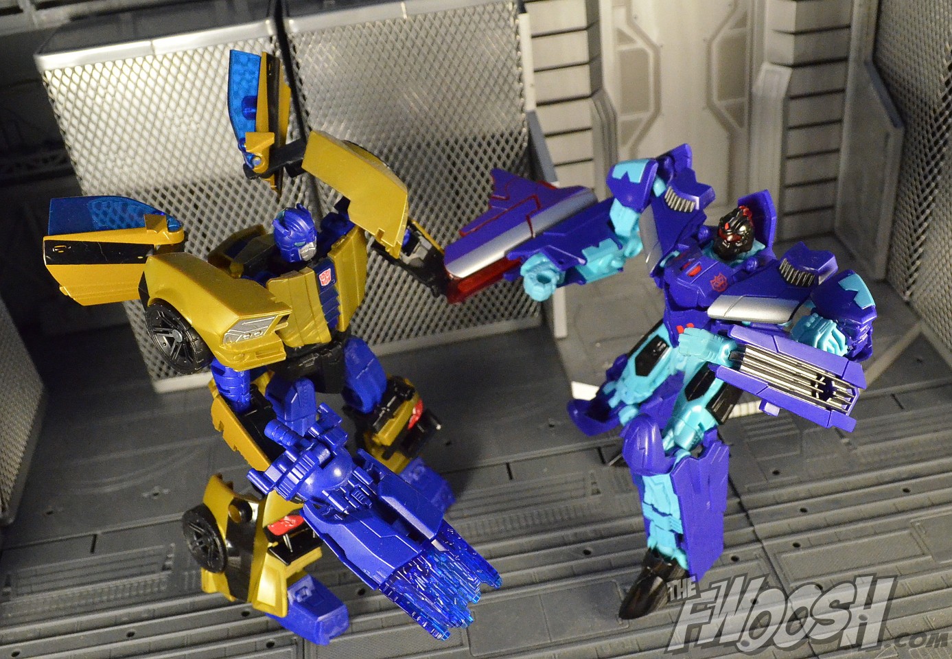 Hasbro Transformers Generations IDW Dreadwing Fwoosh