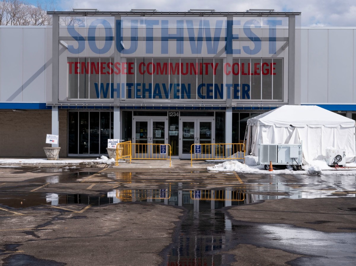 Check out this guide to find a cancer treatment center near you, and get started on the road to recovery. Southwest Reopening Vaccine Site Twice A Week At Whitehaven Campus Memphis Local Sports Business Food News Daily Memphian