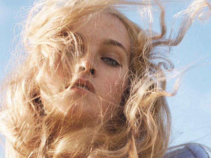 Come ottenere capelli voluminosi alla radice. PerchÃ© con il ciclo i capelli sono un disastro? | Thepowderoom