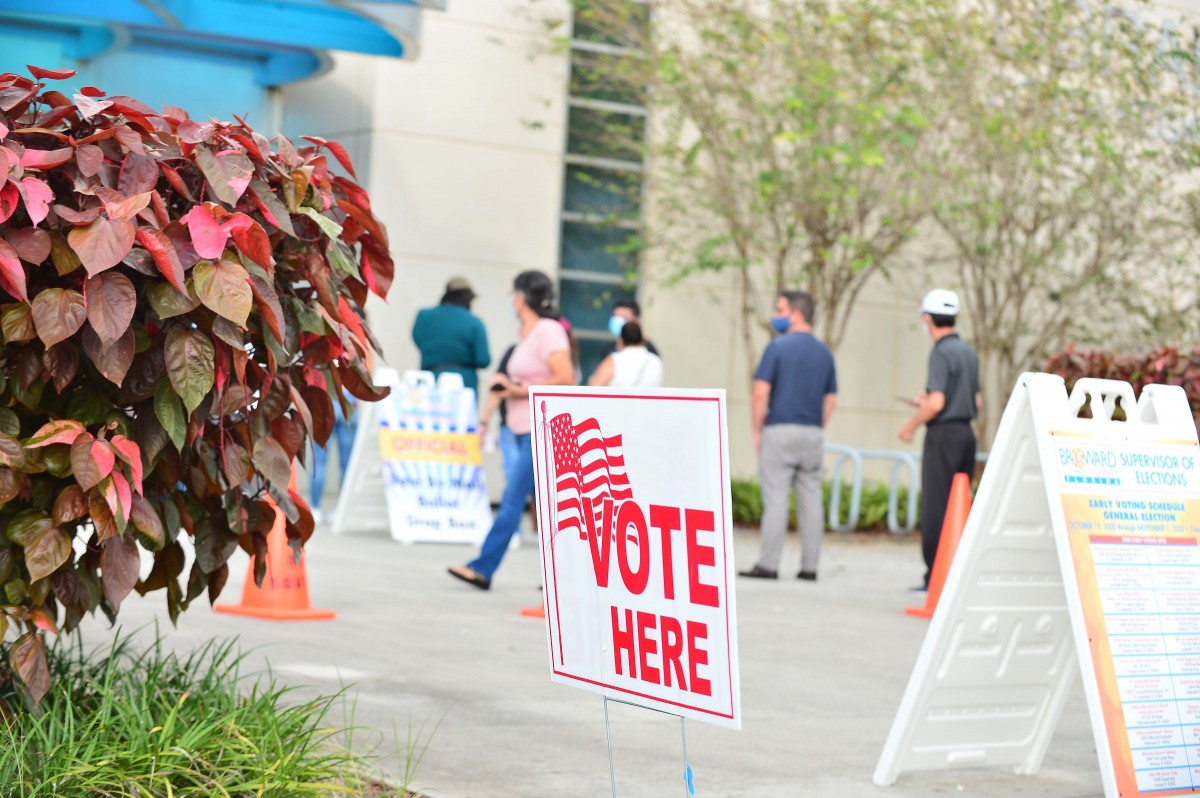 Read on to find out the typical hours of operation for this bank. FX Daily: Timing is everything in an election | Article
