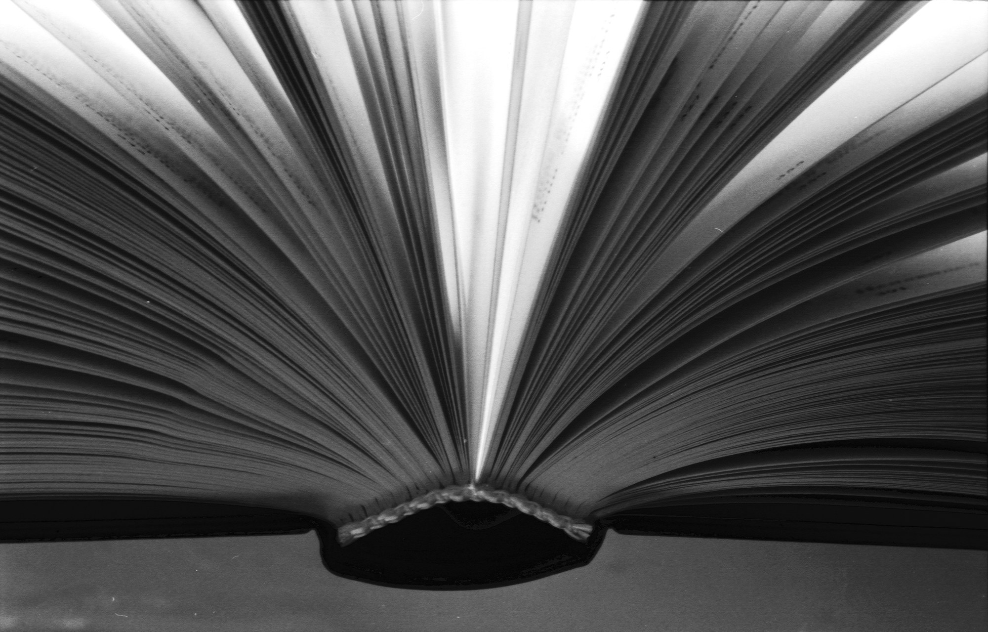 Our most advanced spray technology delivers an ultra lightweight mist you will barely feel. open-book