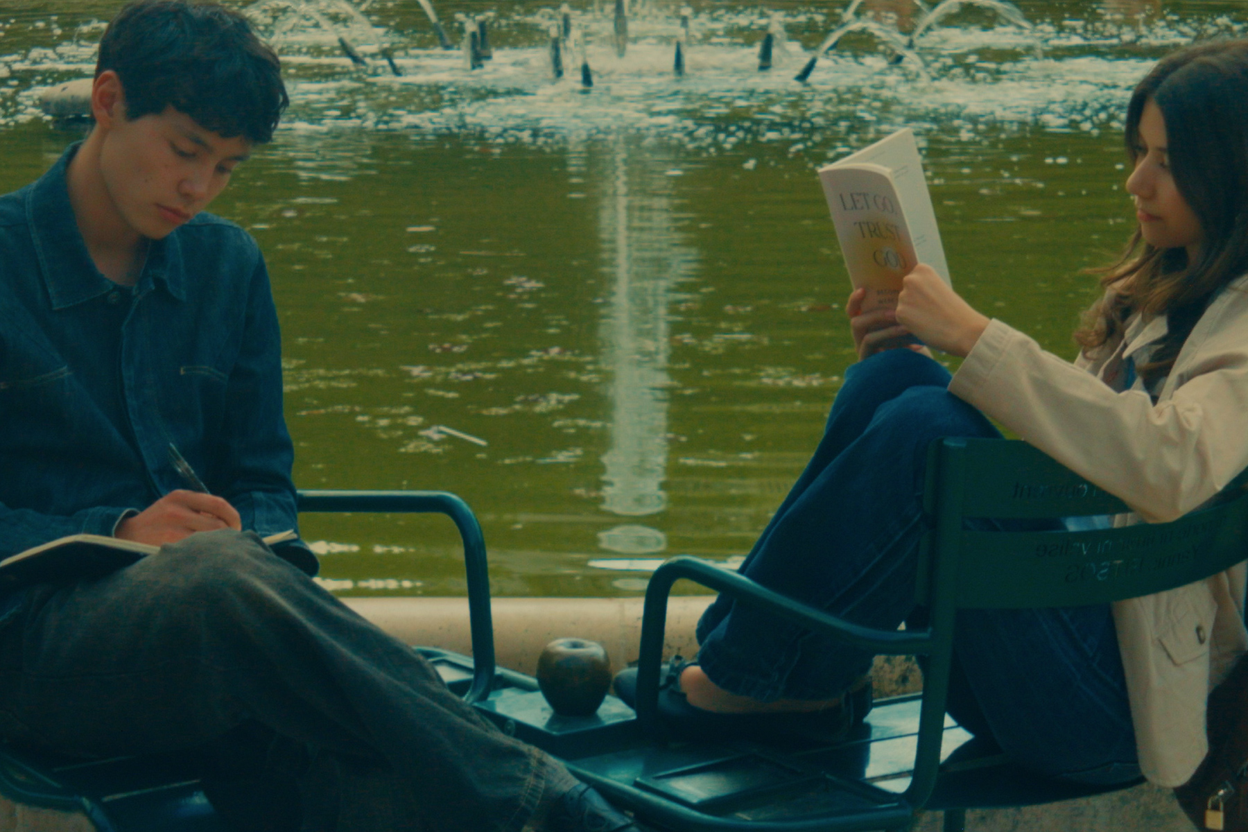 Nic naprawdę pięknego nigdy nie prosi o uwagę