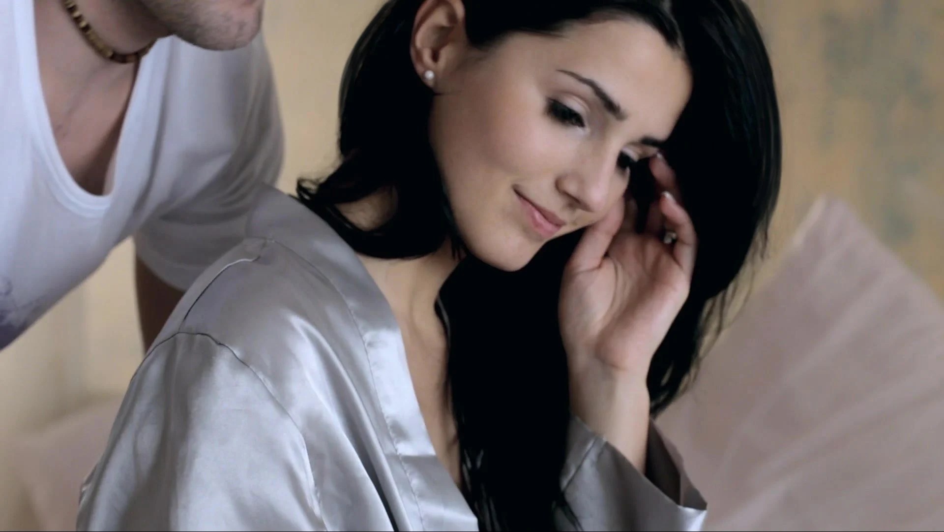 Please touch my pussy - Faperoni Porn Videos