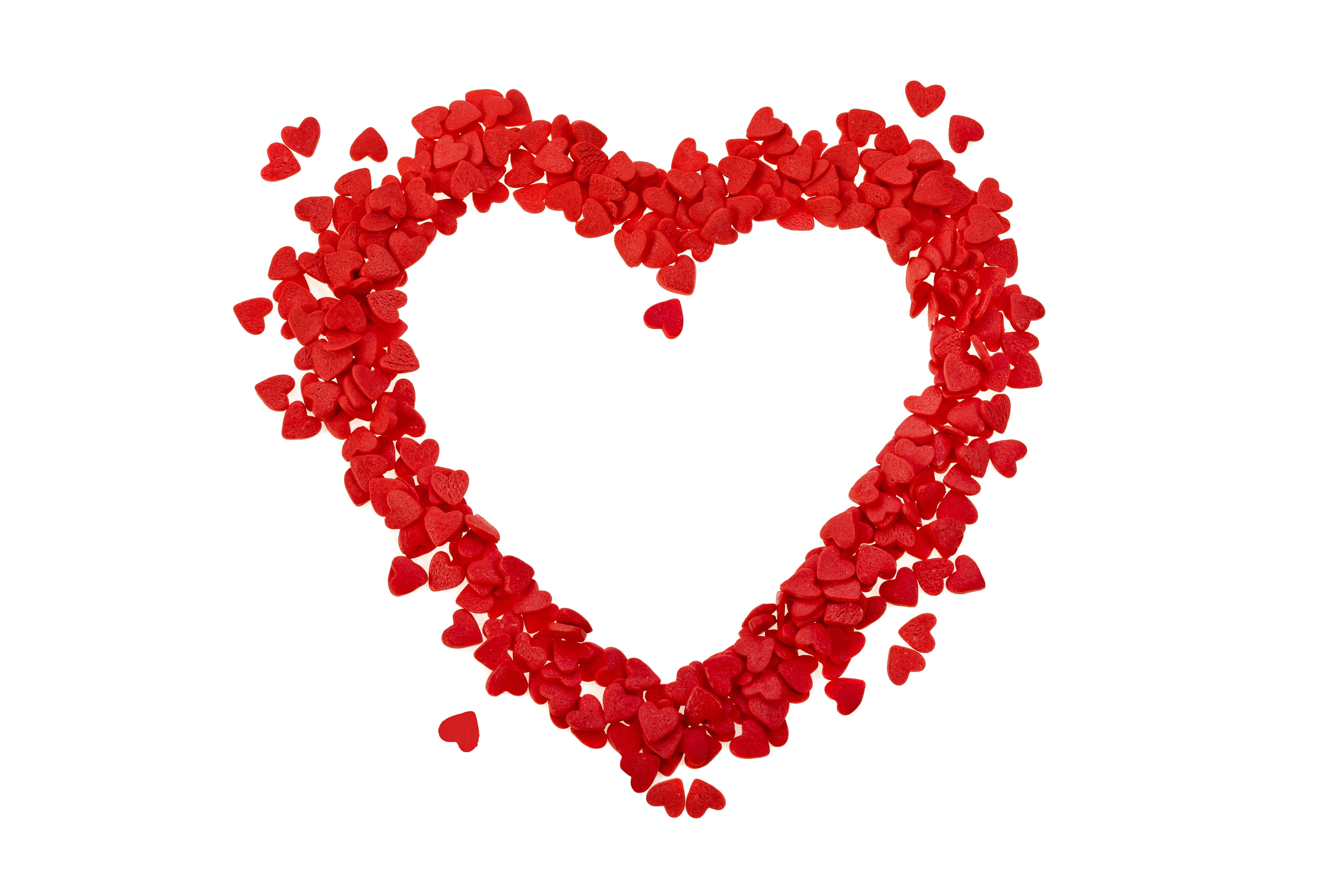 нарисованное сердце на прозрачном фоне