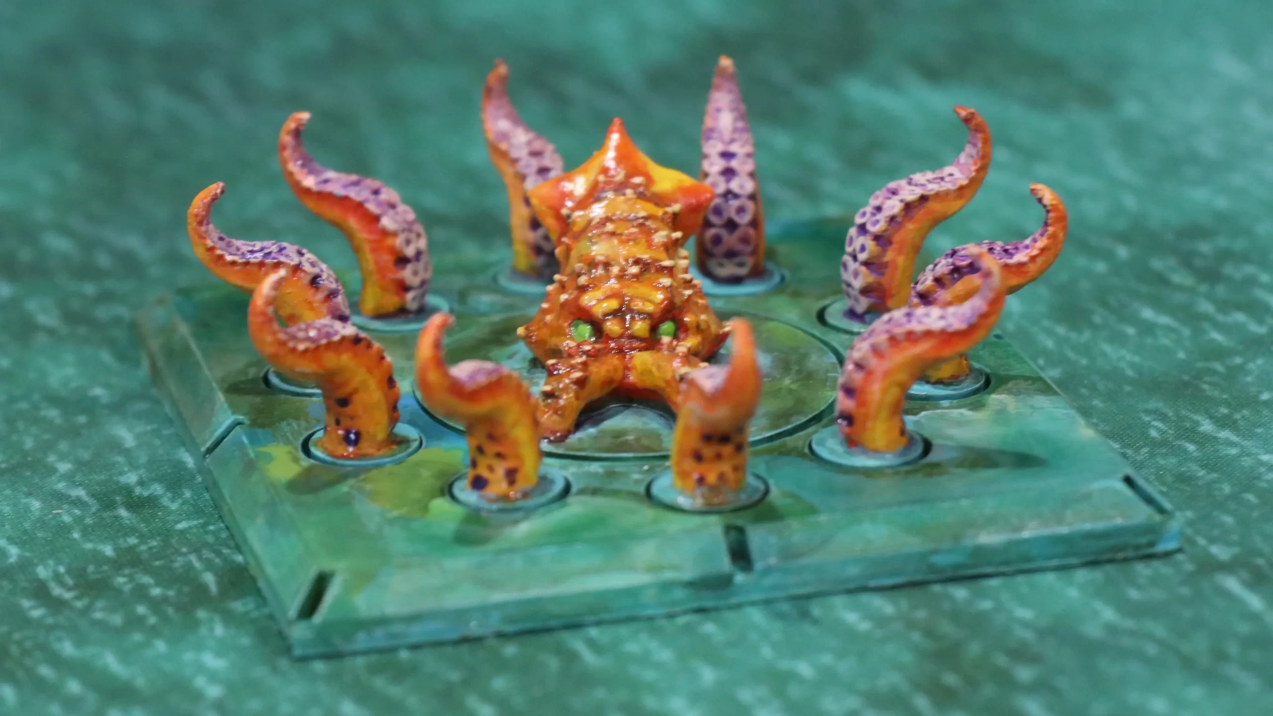 painted Kraken miniature (front view)