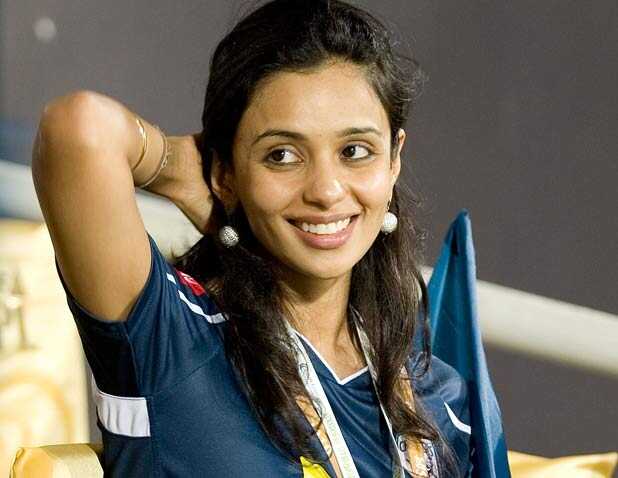 50 runs in 9.1 overs (55 balls), . Gayatri Reddy, IPL Photogallery | IPL Photos 2013 | IPL